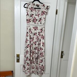 Floral Maxi Dress with Lace Detail